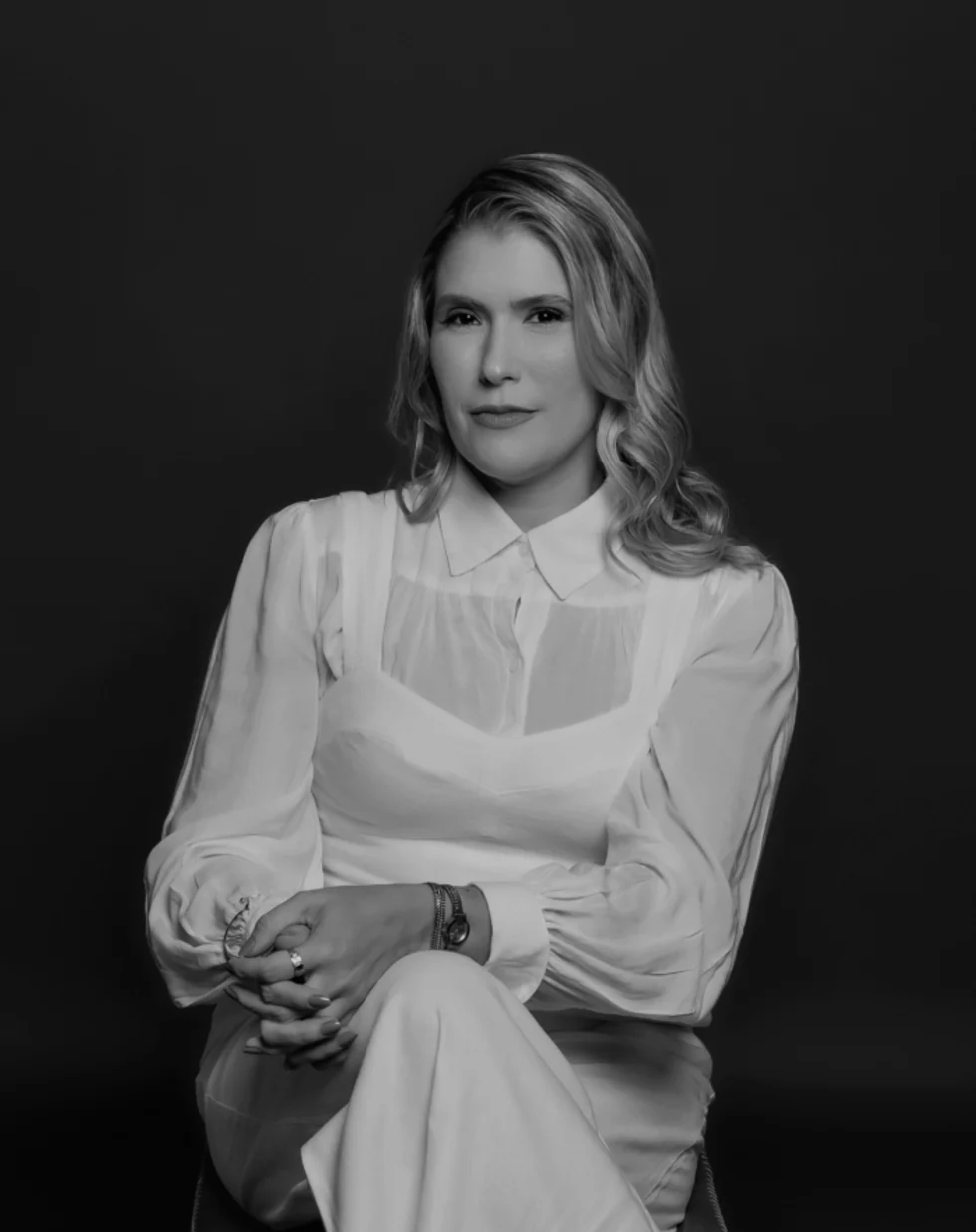 Simone Villéla, designer da linha Poltrona Embrace